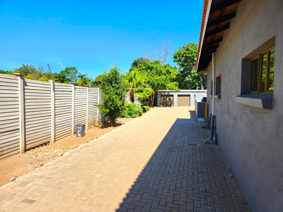 4 Bedroom Property for Sale in Welgelegen Western Cape